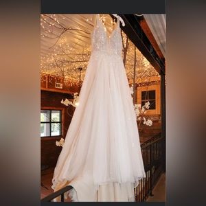 wedding dress size 8